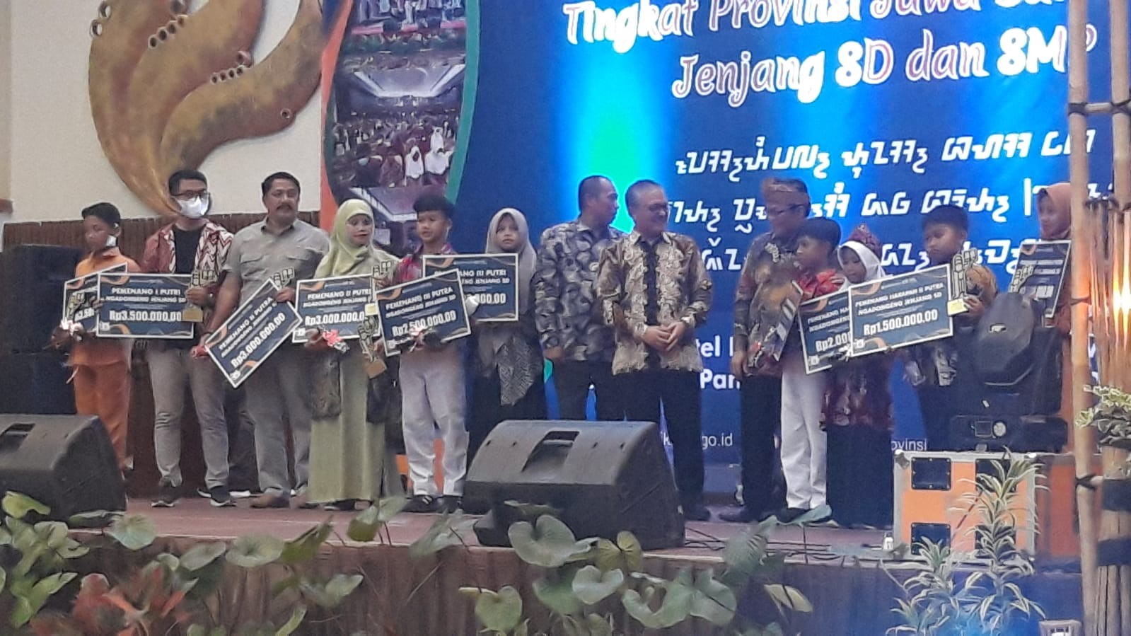 Kontingen Siswa Purwakarta Raih Penghargaan di Festival Tunas Bahasa Ibu 
