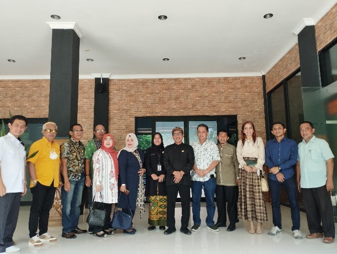 Kunjungan Komisi IV DPRD Kota Jambi Terkait Pendidikan Berkarakter di Purwakarta