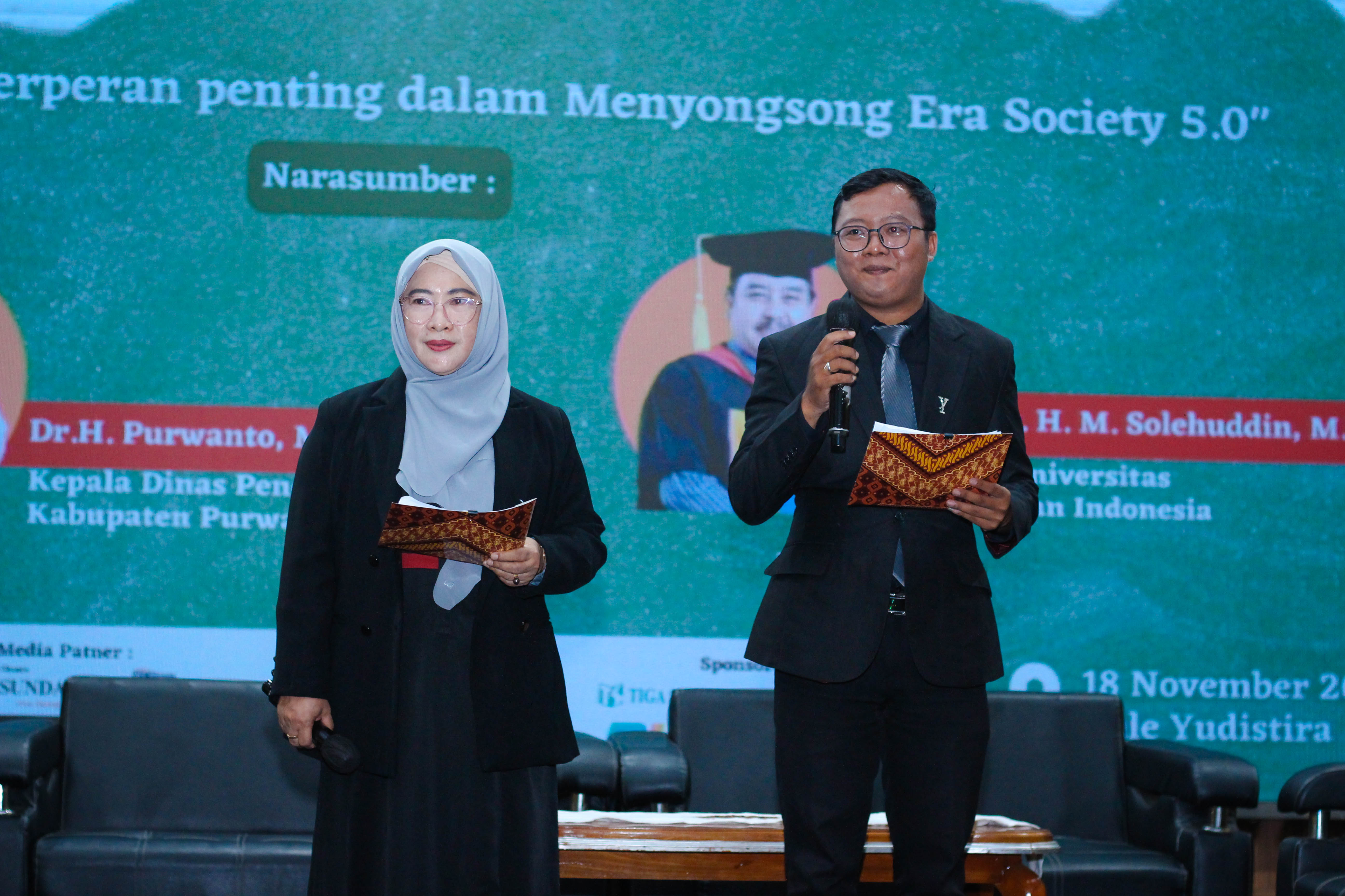 Seminar Nasional : Pendidikan Berperan Penting Dalam Menyongsong Era Society 5.0